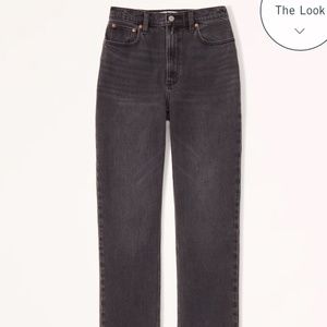 Abercrombie Ultra High Rise 90s Straight Jean - Black Size 6